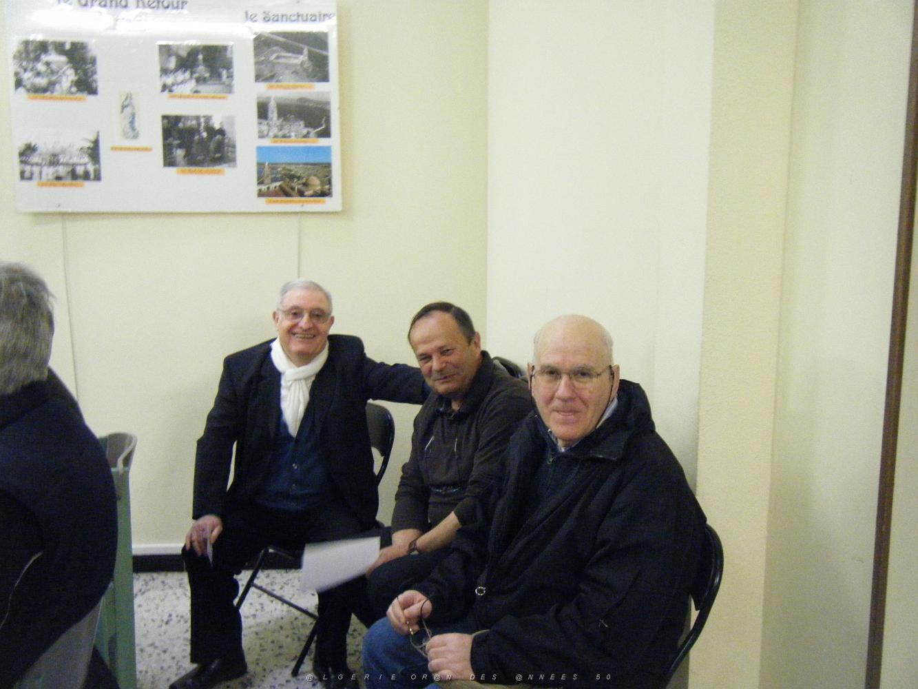 NIMES 2012 03 MESSE EN LA MEMOIRE DE LA FUSILLADE RUE D ISLY A ALGER 26 MARS 1962   (12).jpg